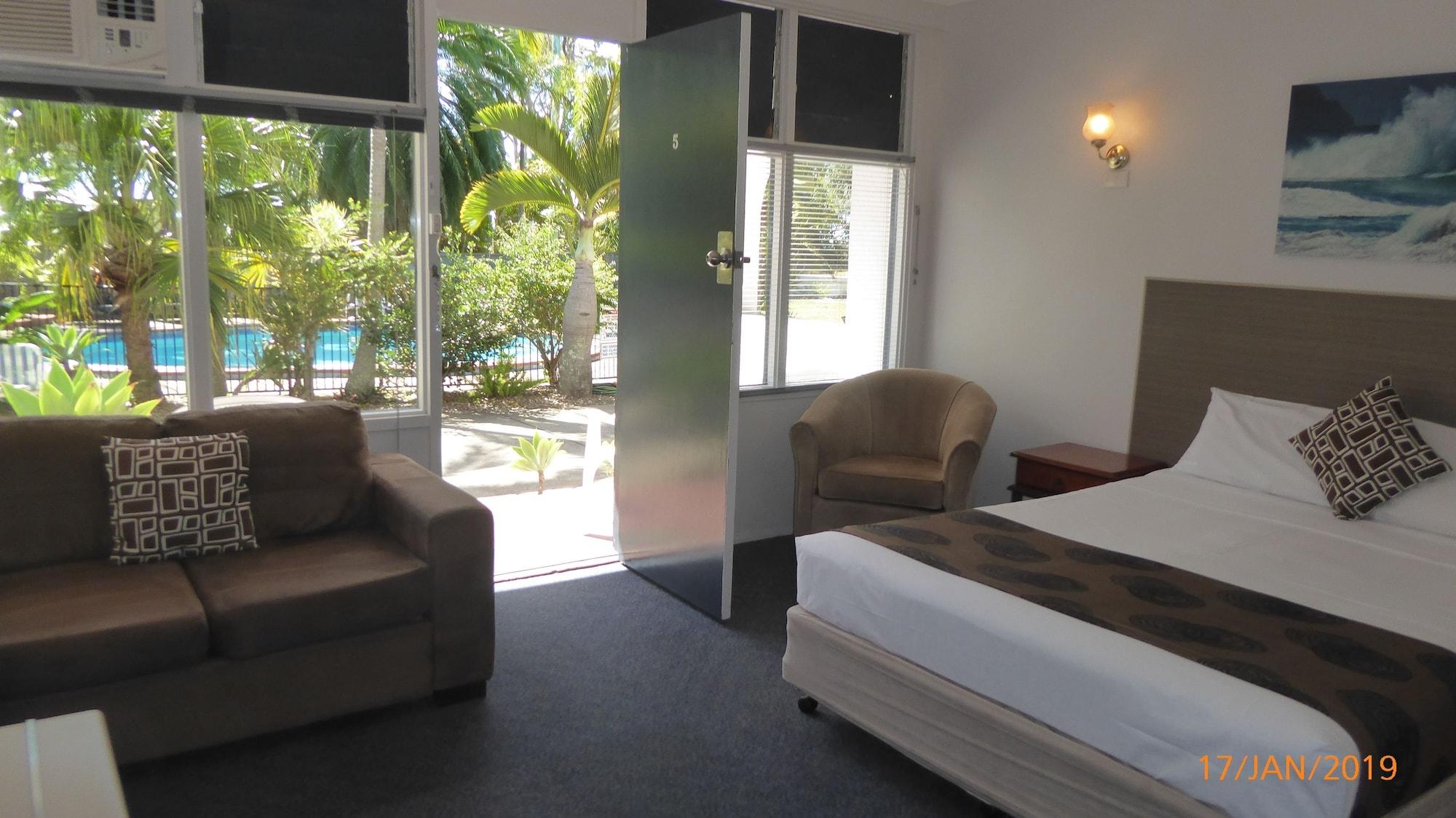 Tower Court Motel - Adults Only Haven Hervey Bay Exterior photo