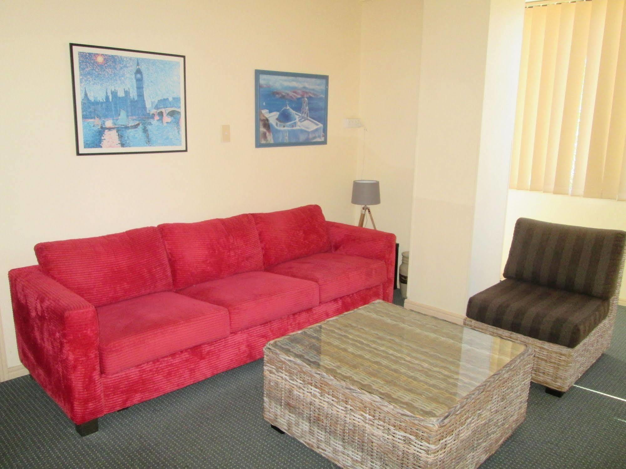 Tower Court Motel - Adults Only Haven Hervey Bay Exterior photo