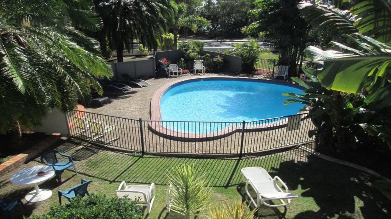 Tower Court Motel - Adults Only Haven Hervey Bay Exterior photo