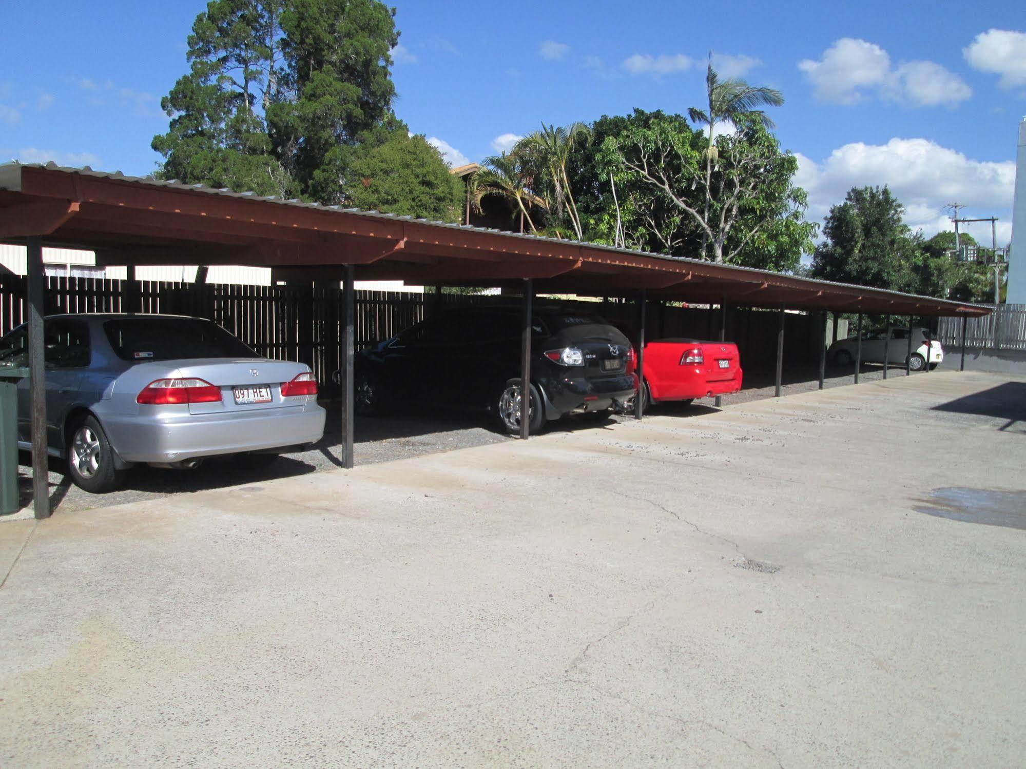 Tower Court Motel - Adults Only Haven Hervey Bay Exterior photo