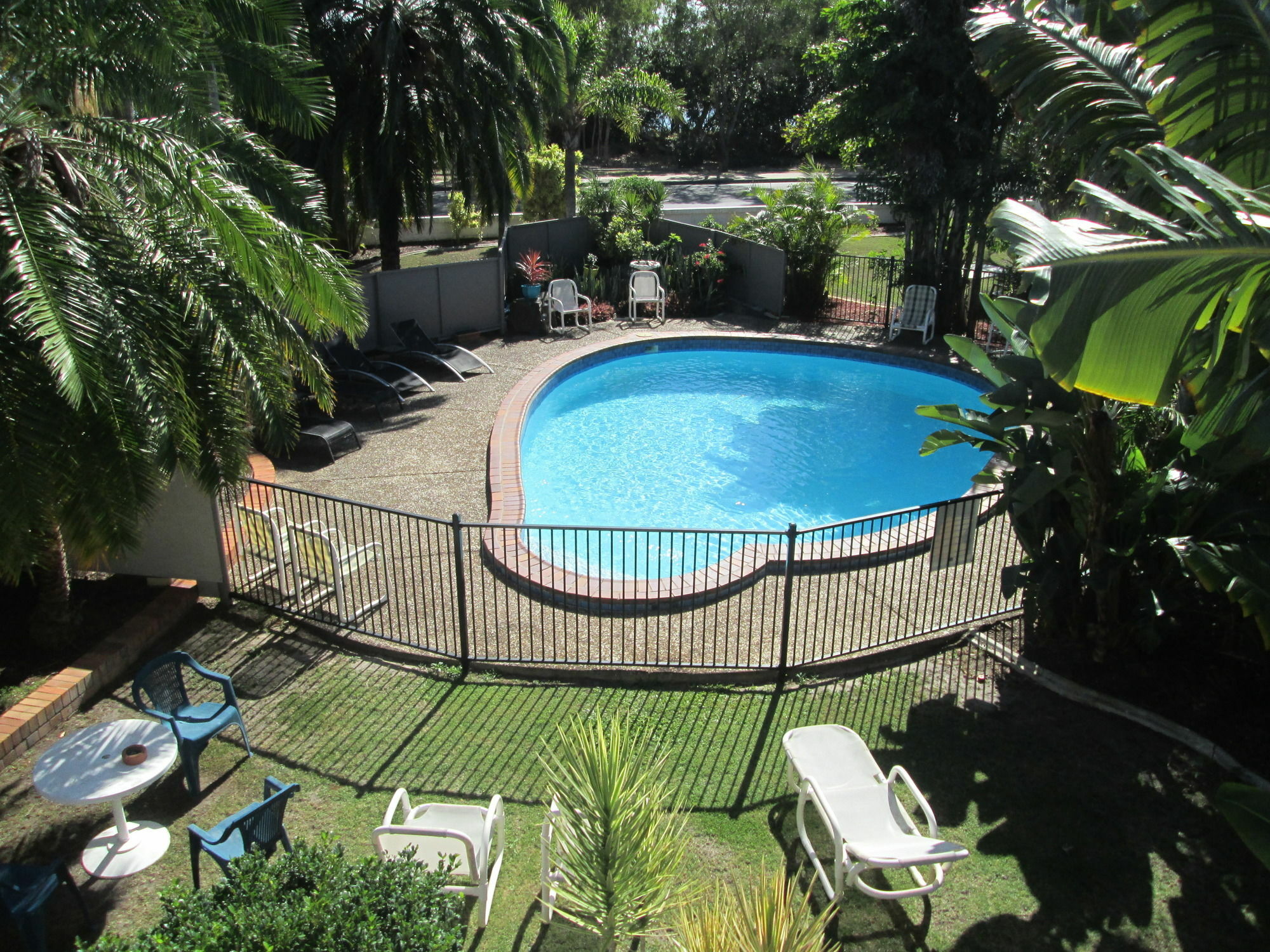 Tower Court Motel - Adults Only Haven Hervey Bay Exterior photo